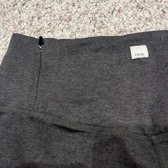 Vuori Clean Elevation Leggings Olive Green Sz XL Womens Crop 23" Inseam Active - Picture 3 of 6